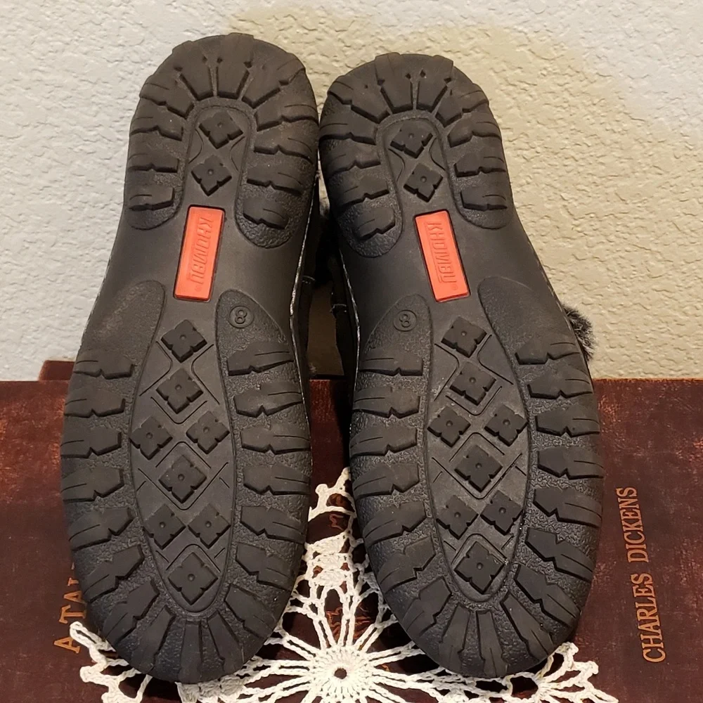 Adorable Ankle Booties! - Picture 5 of 7